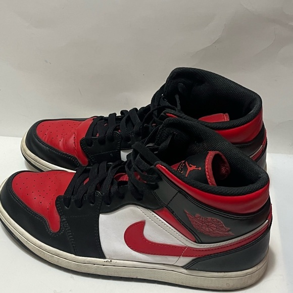 Jordan 1 Mid Bred Toe Black Red White Leather (554724-079) Sz 11 Men Sneakers main image 12